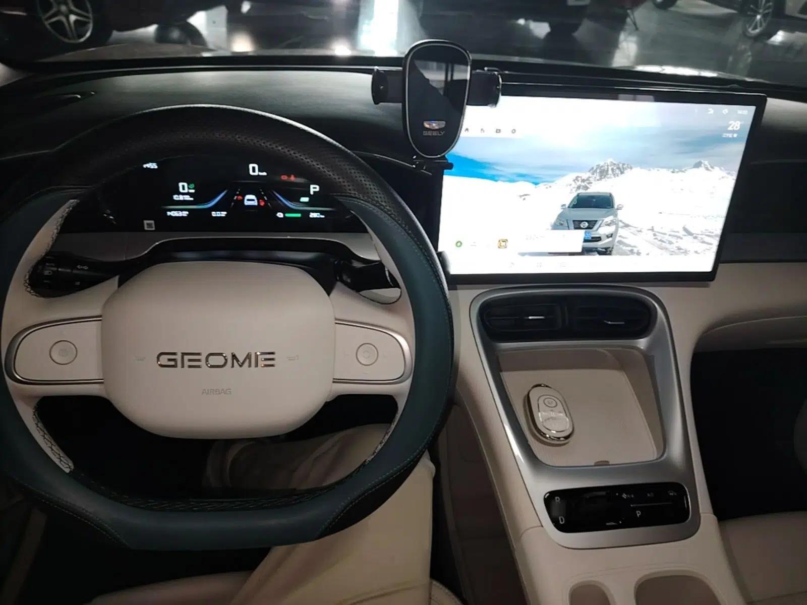 Geely Galaxy Geome 2025 UP 410km Exploration Edition — миниатюра 12