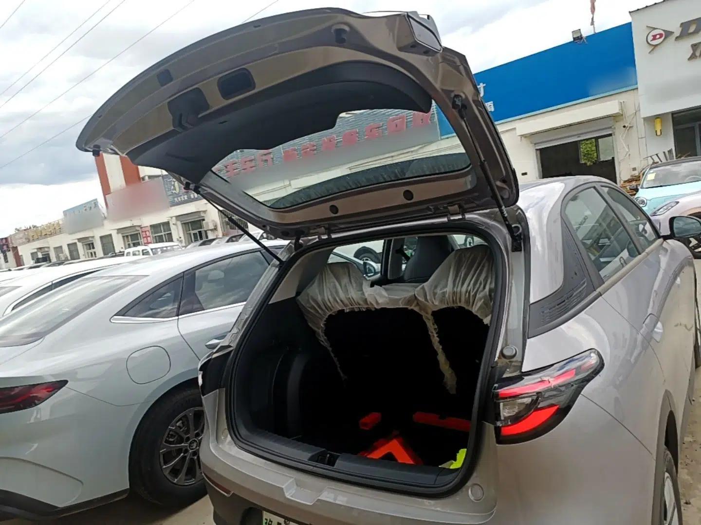 Geely Galaxy Geome 2026 Model 310km Youth Edition — миниатюра 22