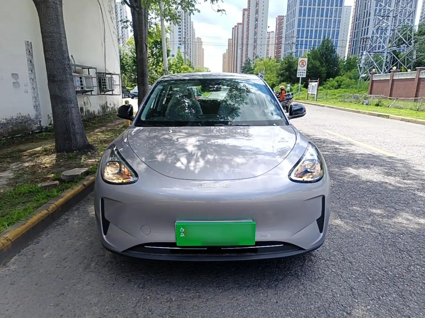 Geely Galaxy Geome 2026 Model 310km Youth Edition — миниатюра 2