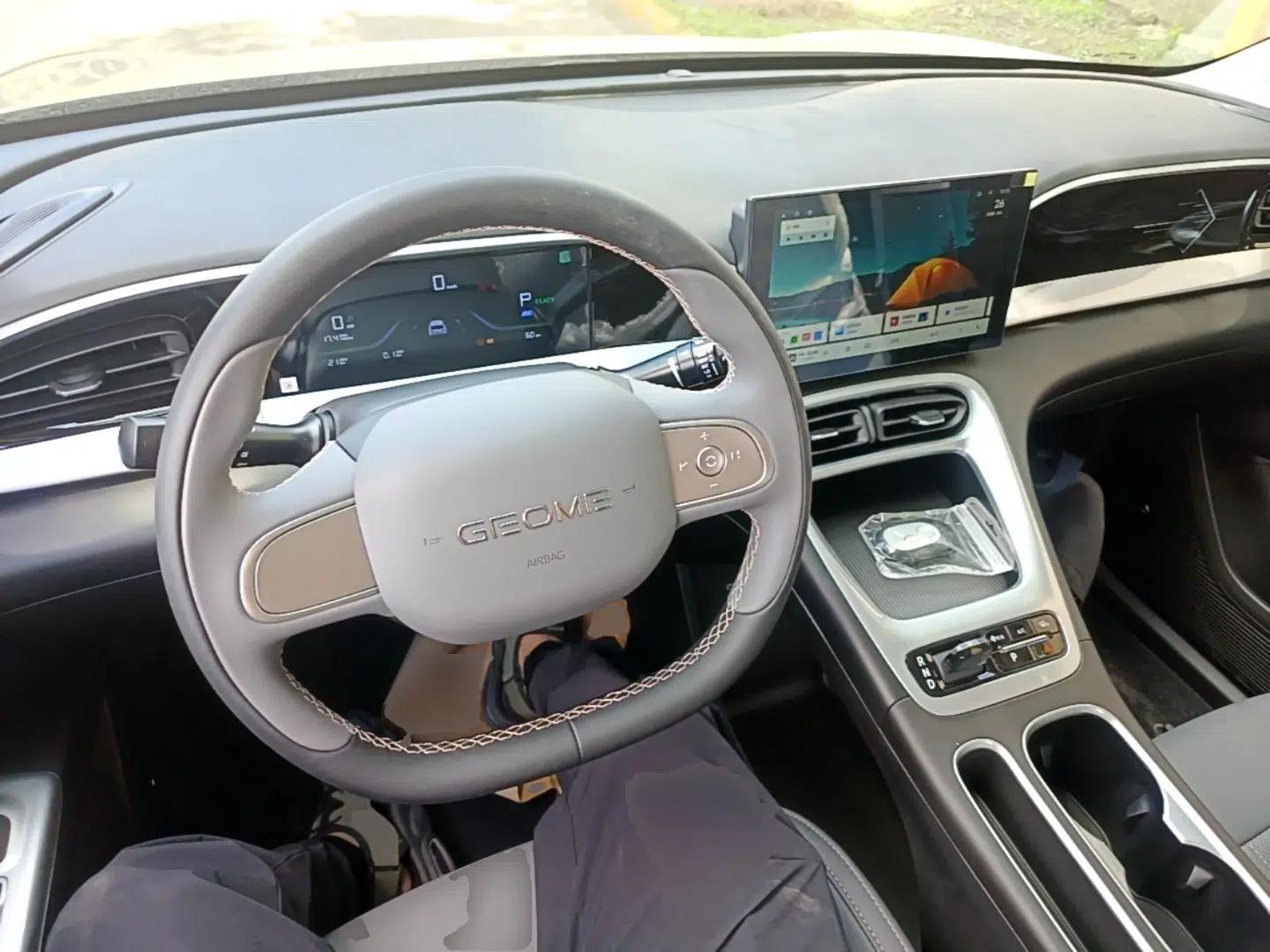 Geely Galaxy Geome 2026 Model 310km Youth Edition — миниатюра 12