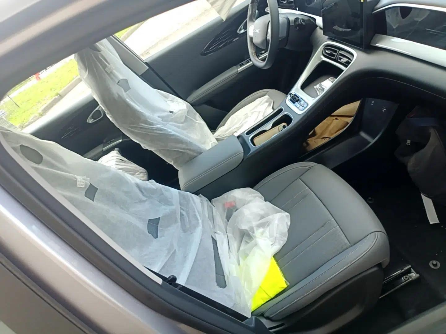 Geely Galaxy Geome 2026 Model 310km Youth Edition — миниатюра 19