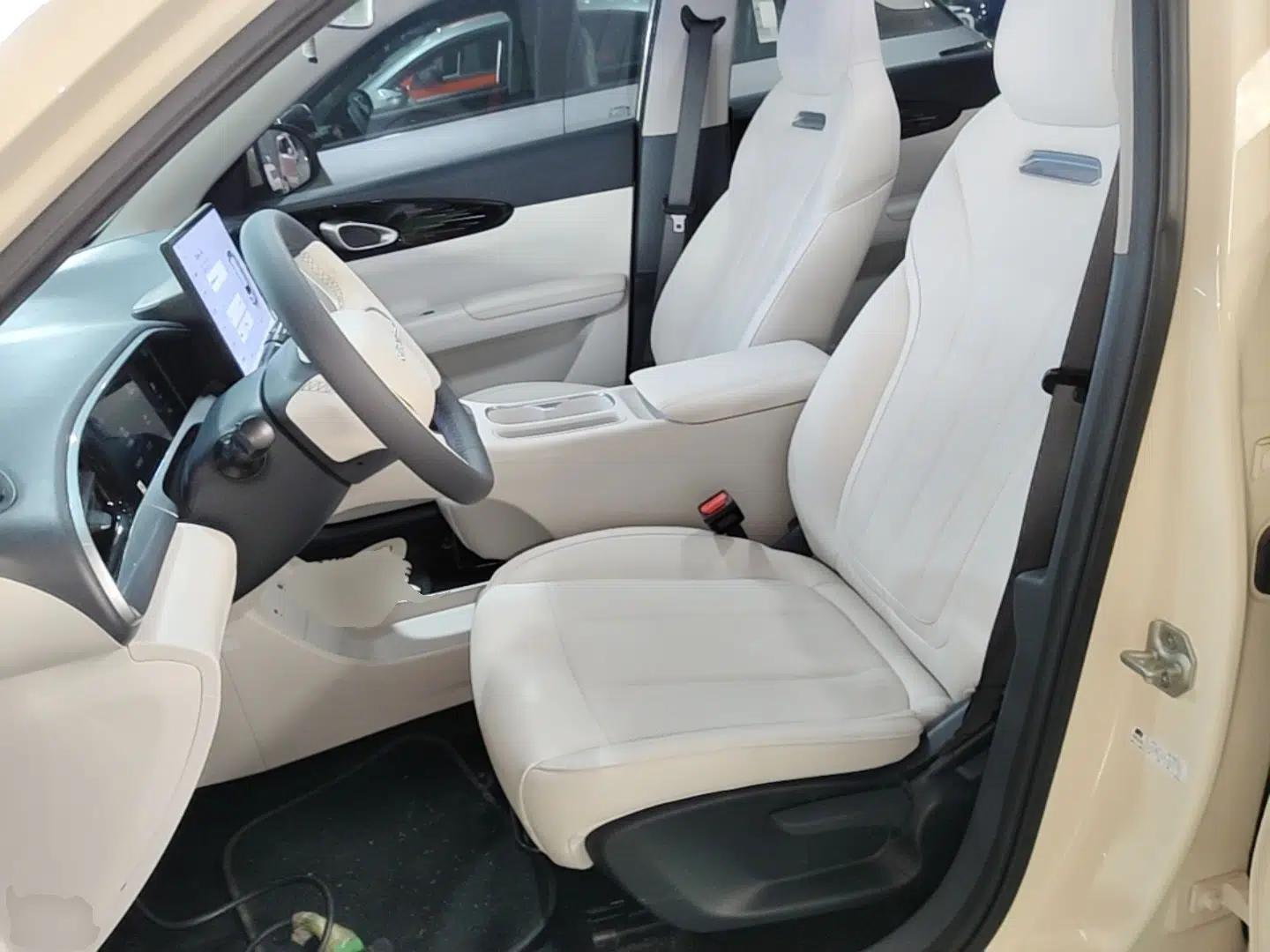 Geely Galaxy Geome 2025 310km Dream Edition — миниатюра 17