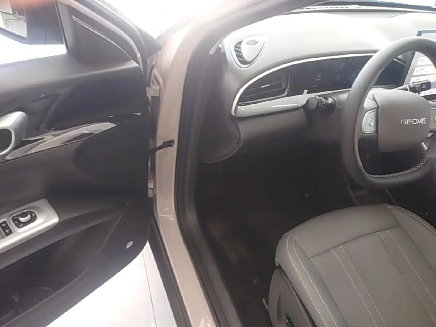 Geely Galaxy Geome 2026 Model 310km Dream Edition — миниатюра 18