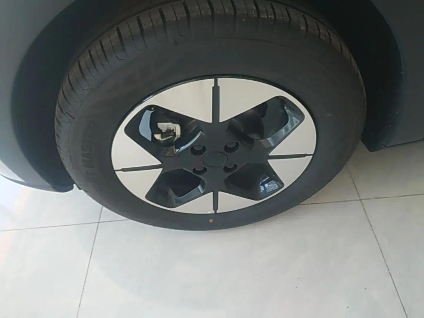 Geely Galaxy Geome 2026 Model 310km Dream Edition — миниатюра 10