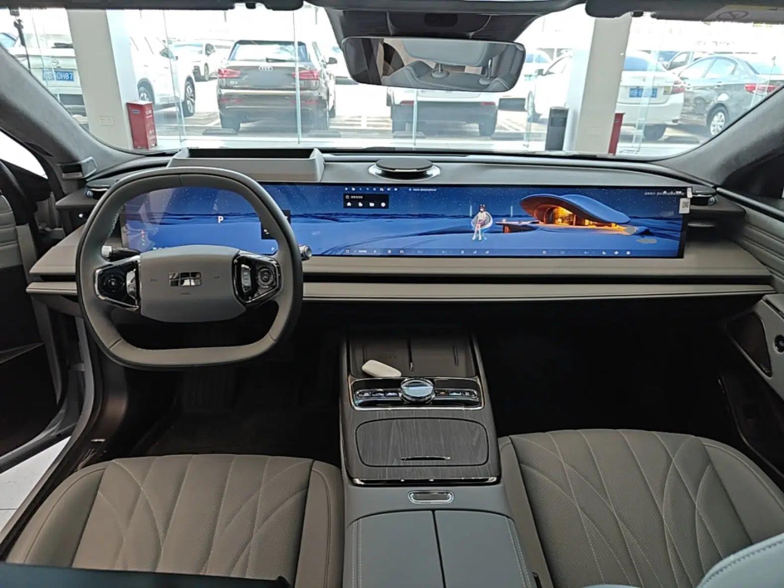 Geely Galaxy E8 2025 700 km Long-Range Intelligent Driving Version — миниатюра 12