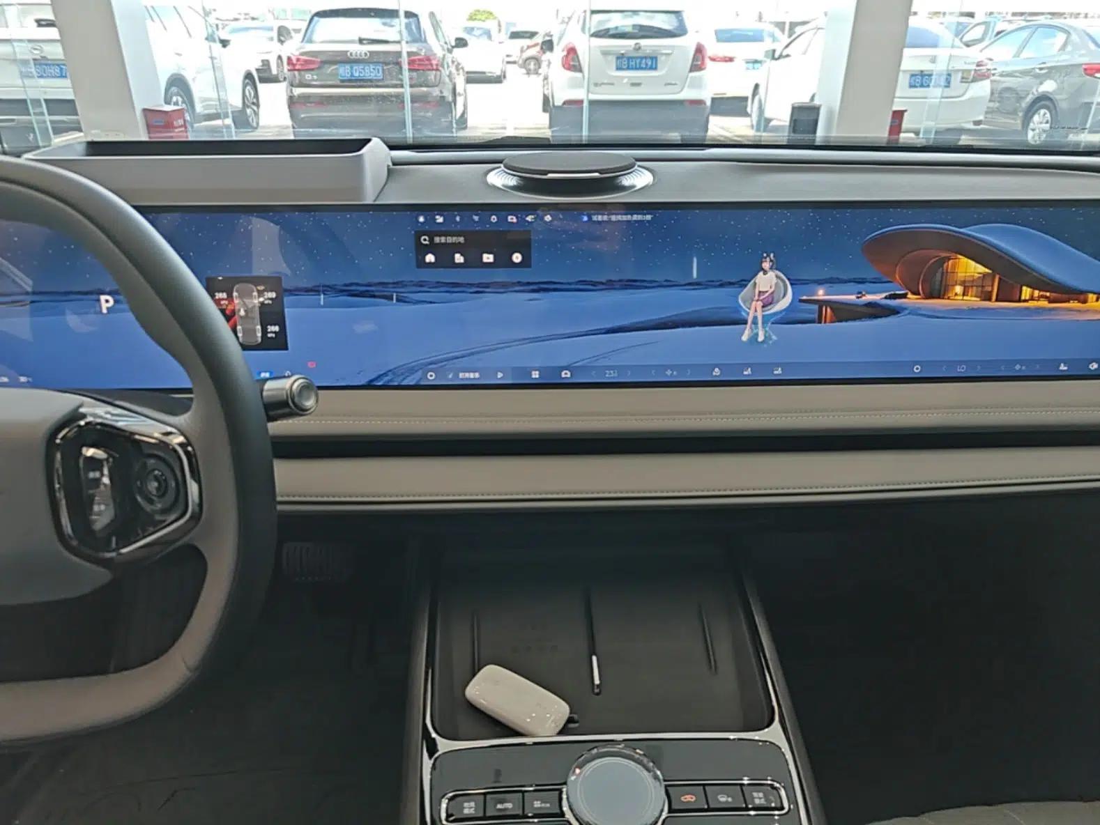 Geely Galaxy E8 2025 700 km Long-Range Intelligent Driving Version — миниатюра 15