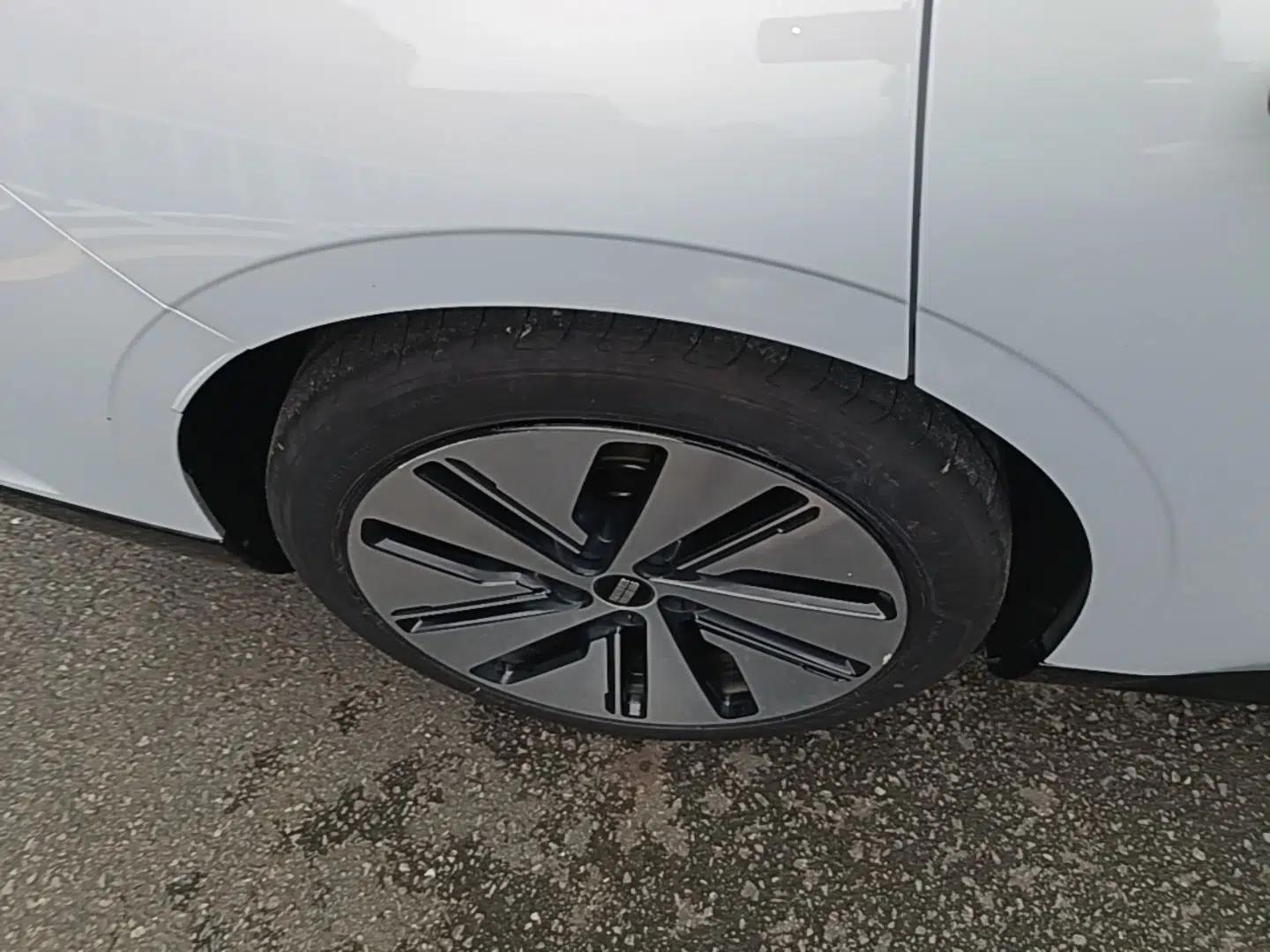 Geely Galaxy E8 2024 665 km Range Rear-Drive Starship Long-Range Version — миниатюра 11