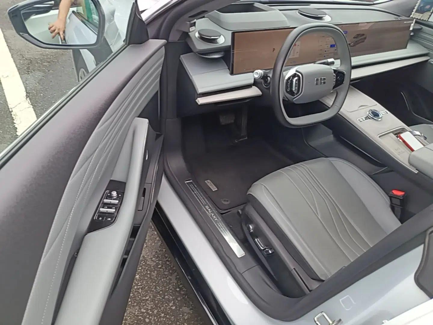 Geely Galaxy E8 2024 665 km Range Rear-Drive Starship Long-Range Version — миниатюра 18
