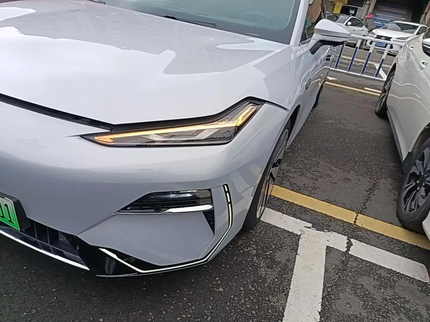 Geely Galaxy E8 2024 665 km Range Rear-Drive Starship Long-Range Version — миниатюра 8