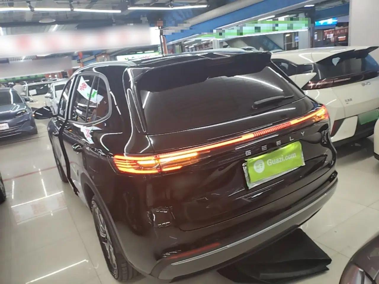 Geely Galaxy Xingjian 7 EM-i 2025 55 km Launch Edition — миниатюра 13