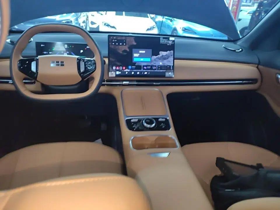 Geely Galaxy Xingjian 7 EM-i 2025 55 km Launch Edition — миниатюра 17