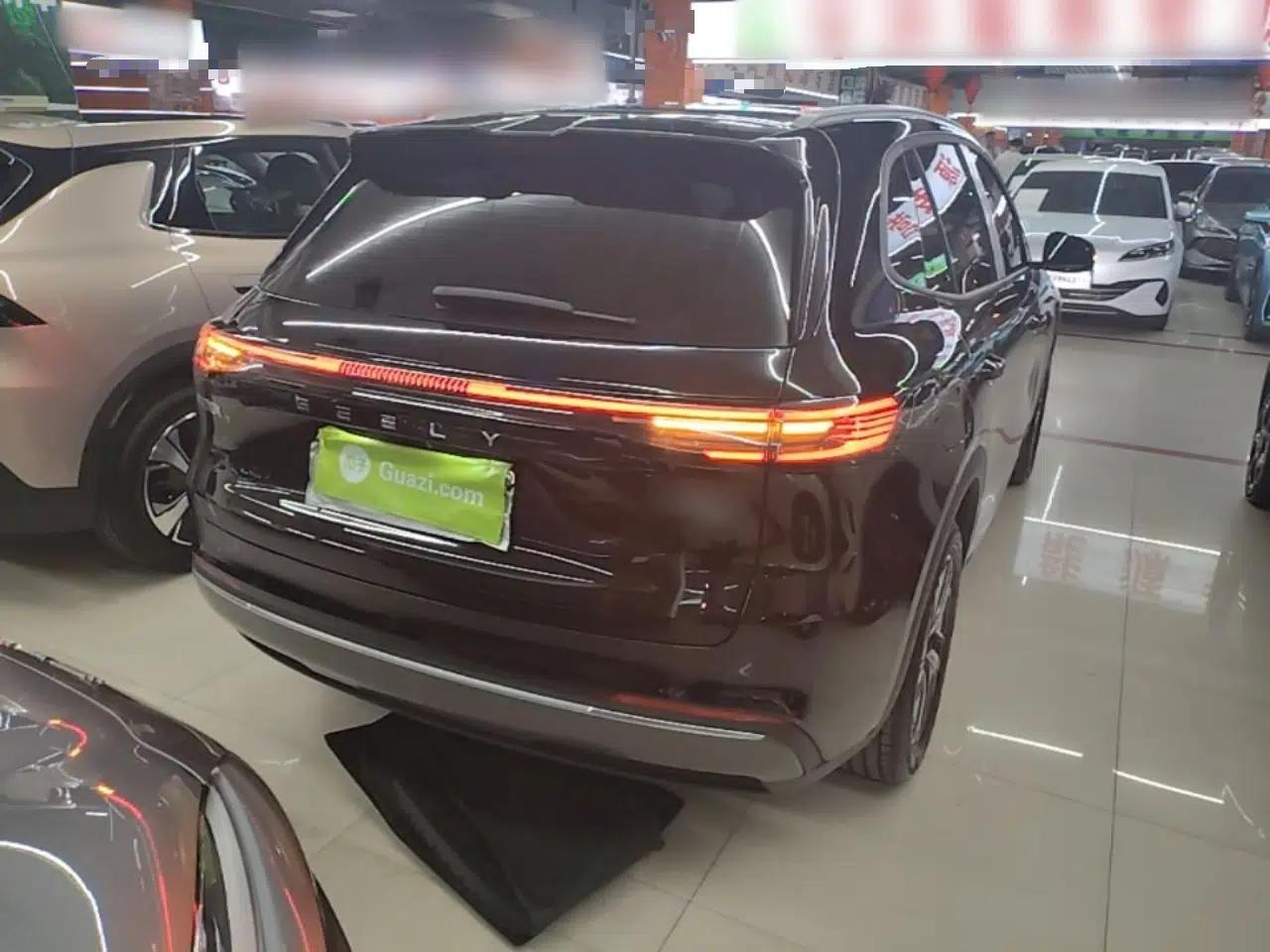 Geely Galaxy Xingjian 7 EM-i 2025 55 km Launch Edition — миниатюра 6