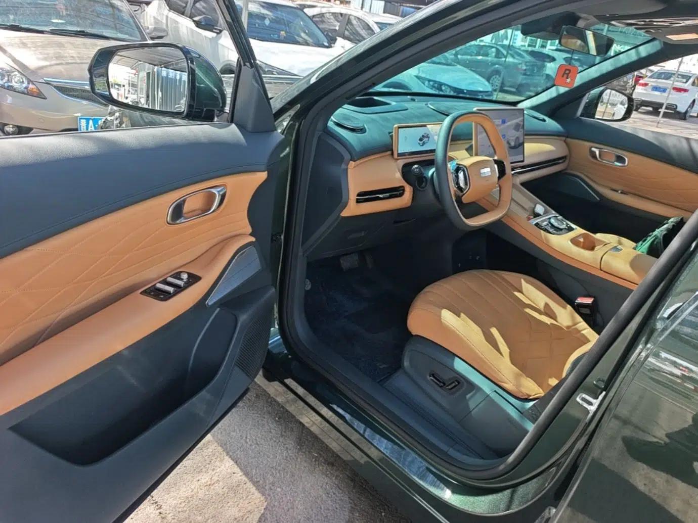 Geely Galaxy Xingjian 7 EM-i 2025 120km Navigator Edition — миниатюра 18
