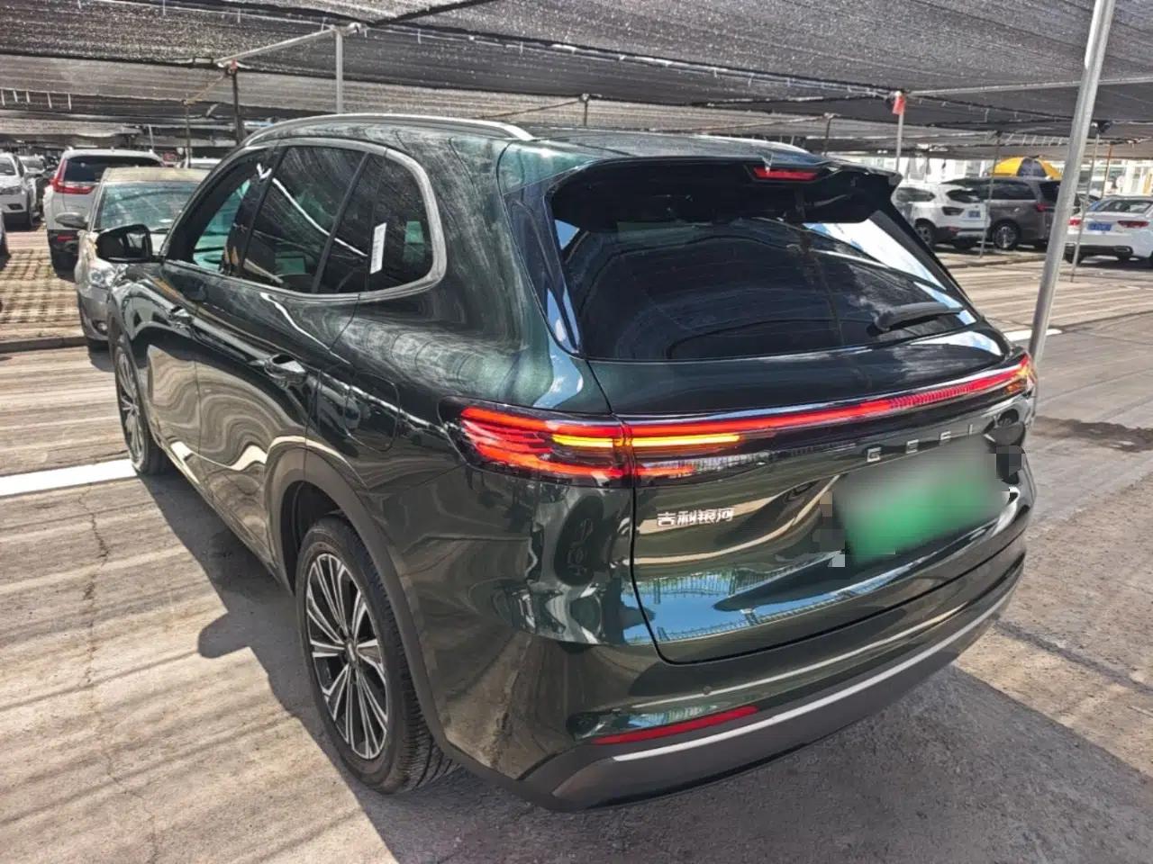 Geely Galaxy Xingjian 7 EM-i 2025 120km Navigator Edition — миниатюра 4
