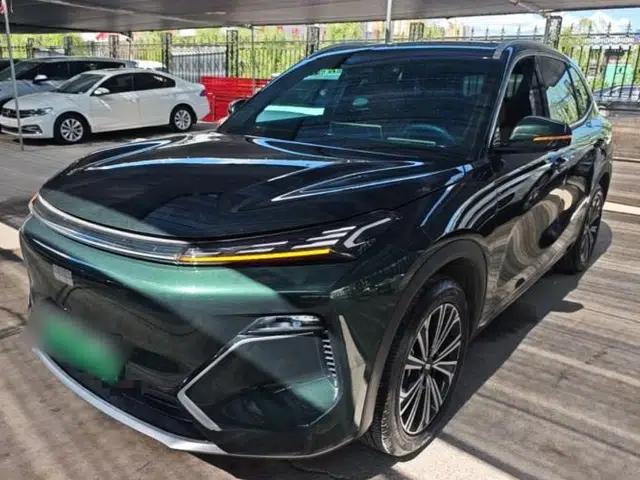 Geely Galaxy Xingjian 7 EM-i 2025 120km Navigator Edition