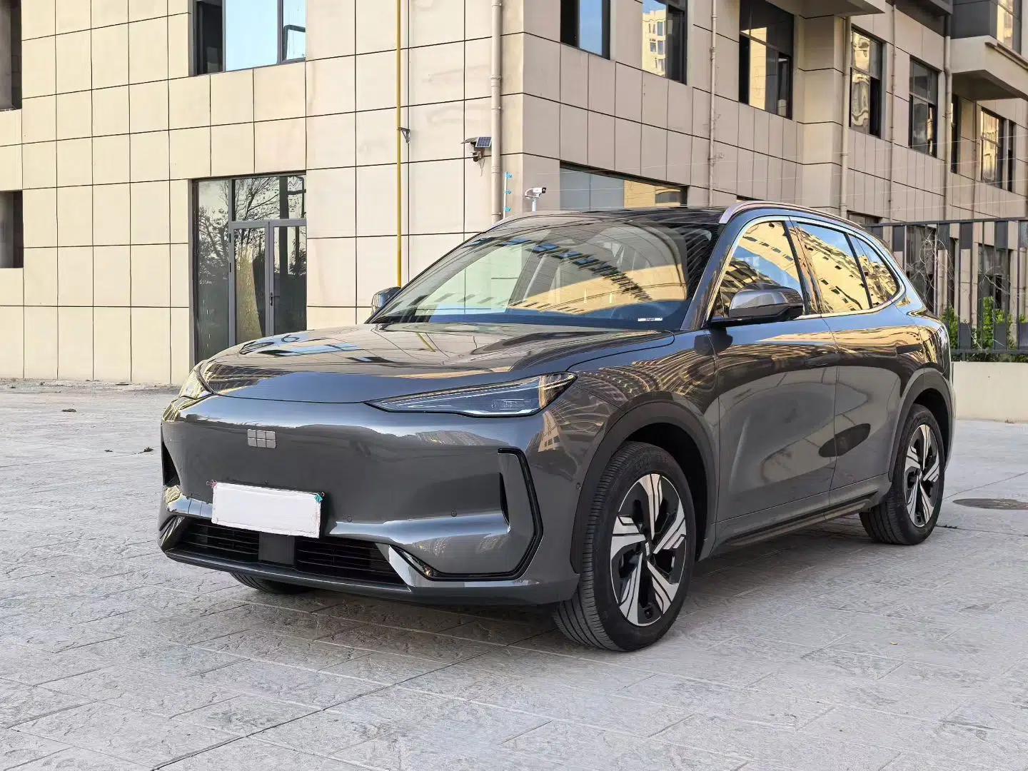 Geely Galaxy E5 2024 530km Starship Edition — миниатюра 1