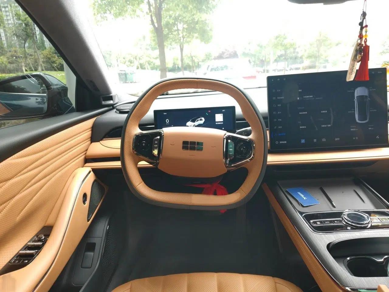 Geely Galaxy 8 2025 130km EM-P Exploration Edition — миниатюра 9