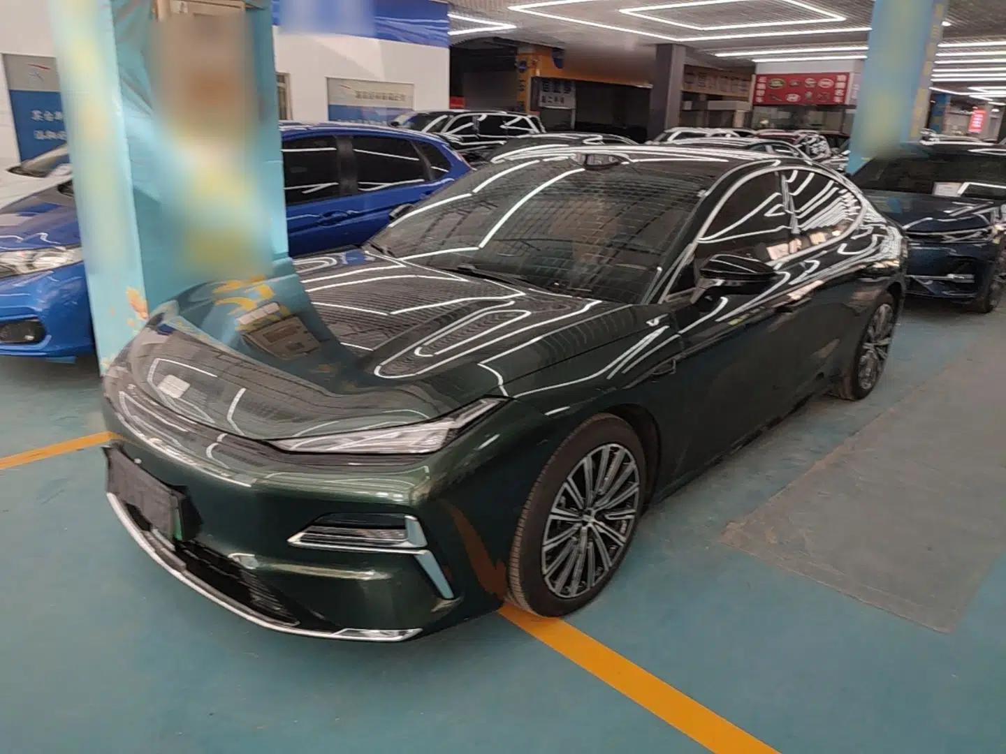 Geely Galaxy 8 2025 130km EM-P Starship Edition — миниатюра 1