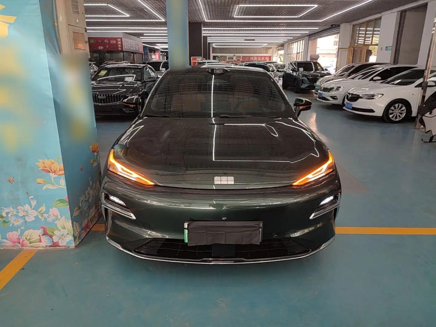 Geely Galaxy 8 2025 130km EM-P Starship Edition — миниатюра 2