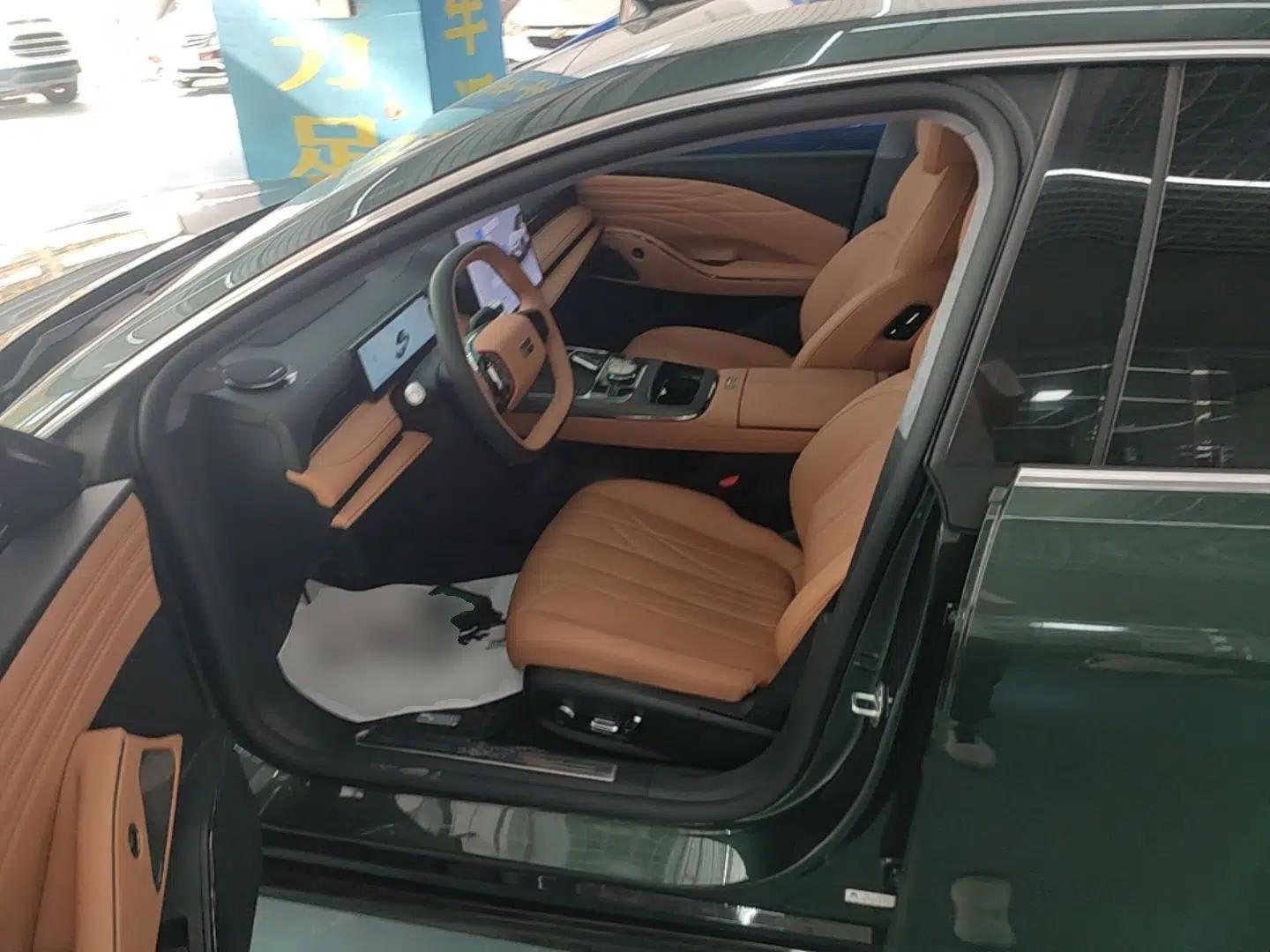 Geely Galaxy 8 2025 130km EM-P Starship Edition — миниатюра 22