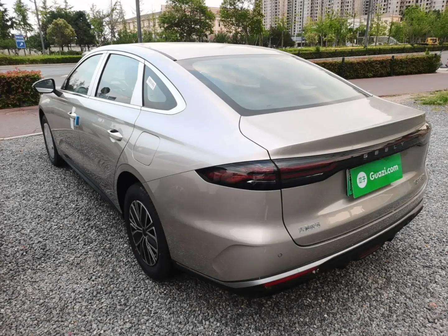 Geely Galaxy Stellar 6 2026 Model 125km Free-Style Edition — миниатюра 4