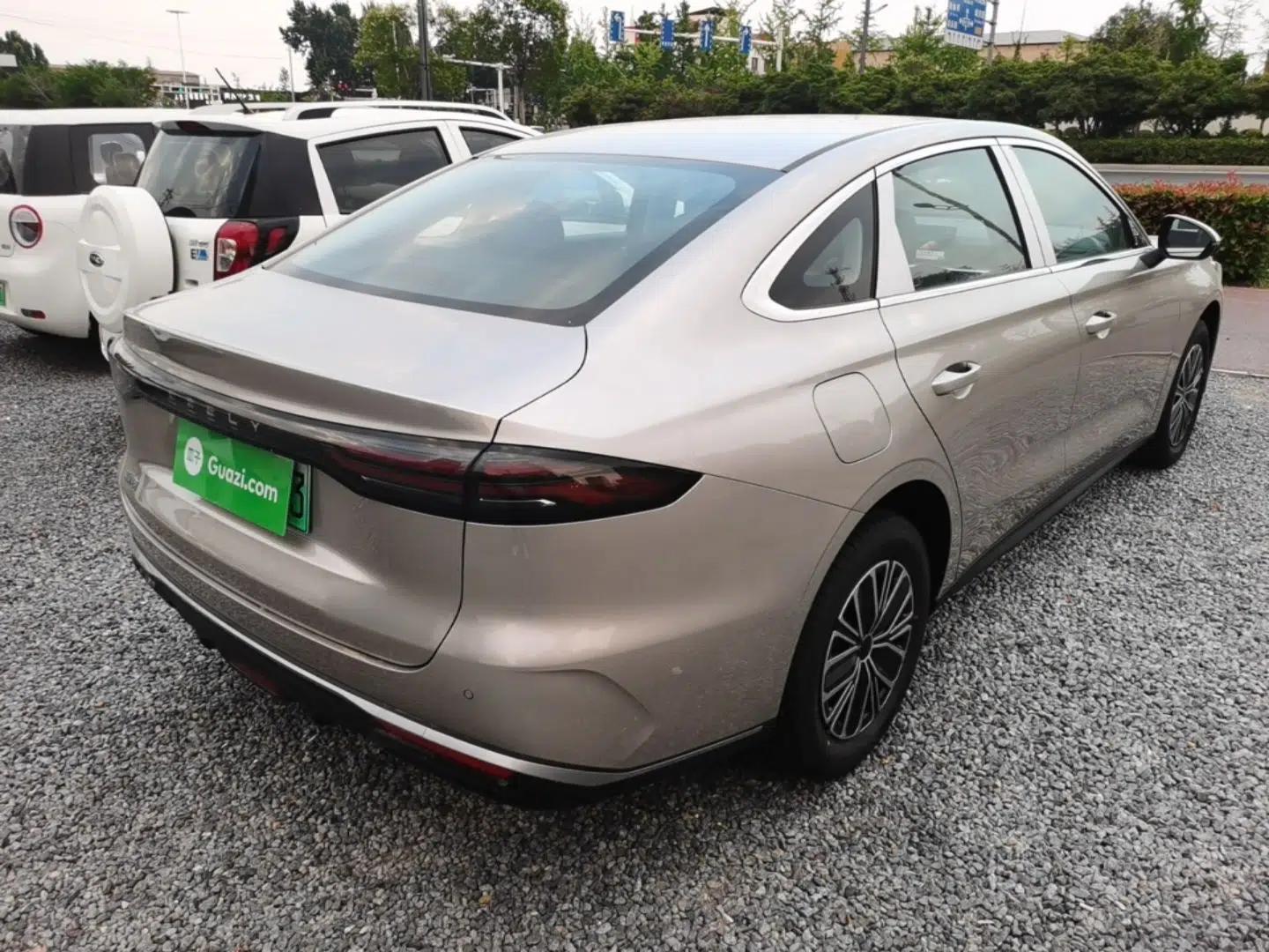 Geely Galaxy Stellar 6 2026 Model 125km Free-Style Edition — миниатюра 6