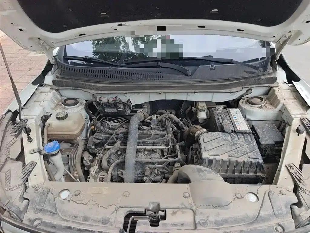 Beijing X3 2021 1.5T Manual Glory Edition — миниатюра 11