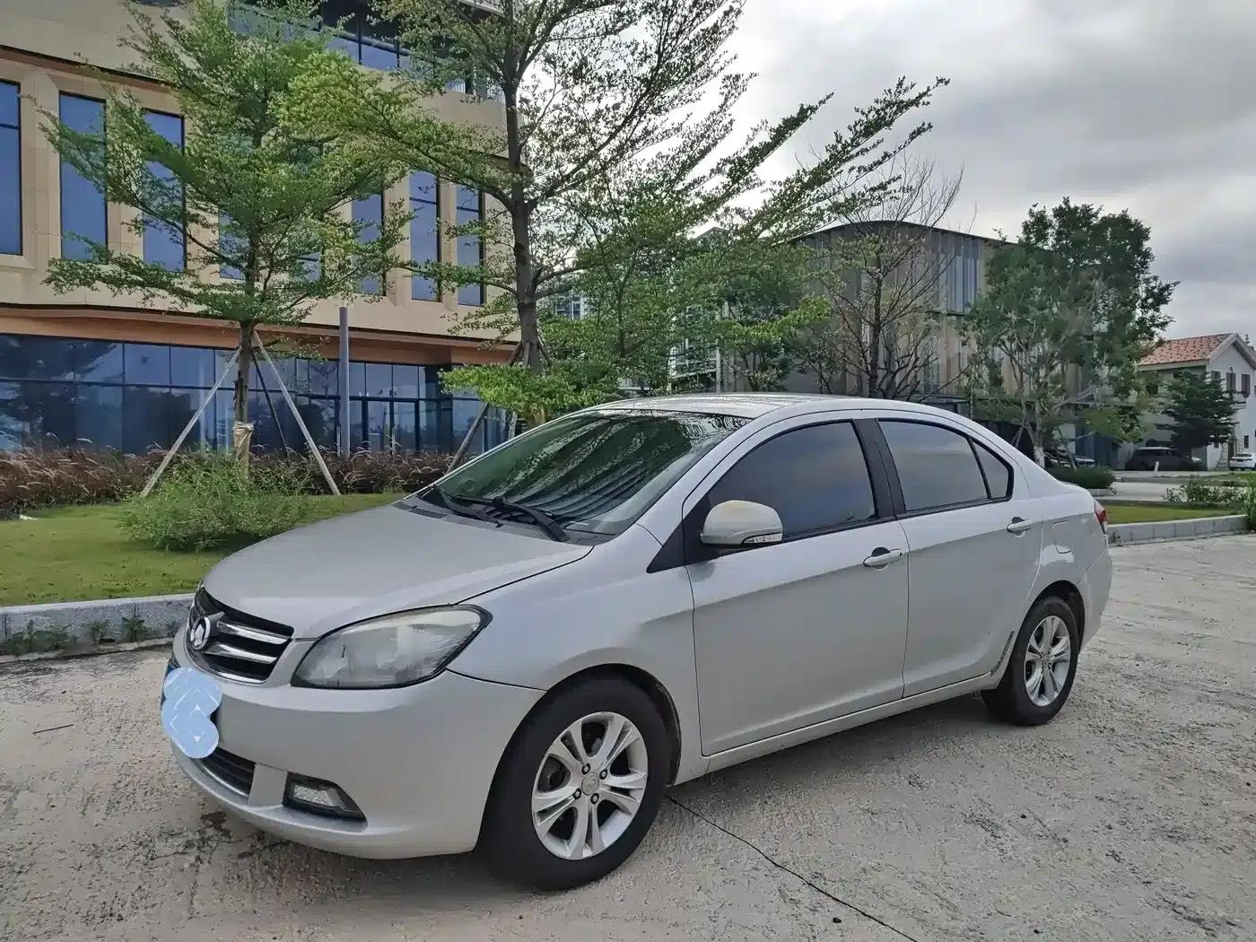 Great Wall C30 2013 1.5L Manual Deluxe Edition — миниатюра 3