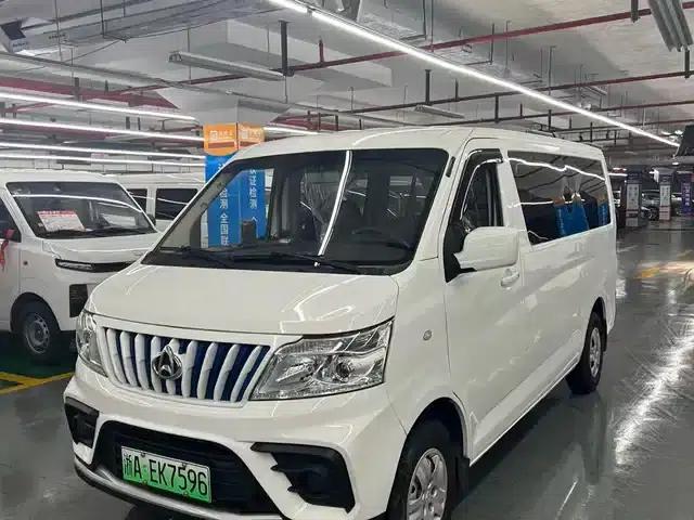 Changan Ruixing EM80 2024 Model, 6-seater, split-door comfort version, 41.86kWh