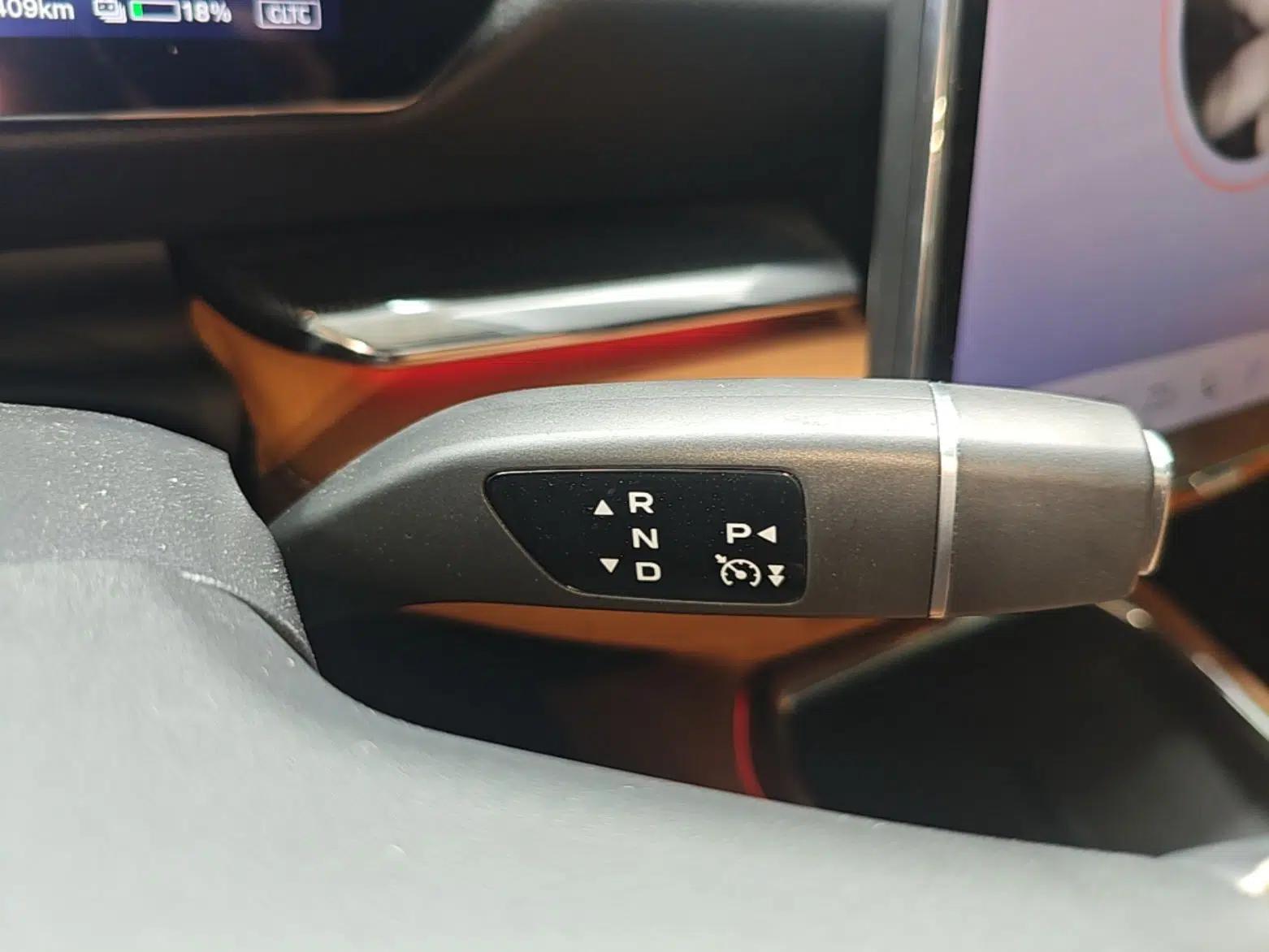 Mazda EZ-6 2024 Range-Extended 200 Luxury Edition — миниатюра 16