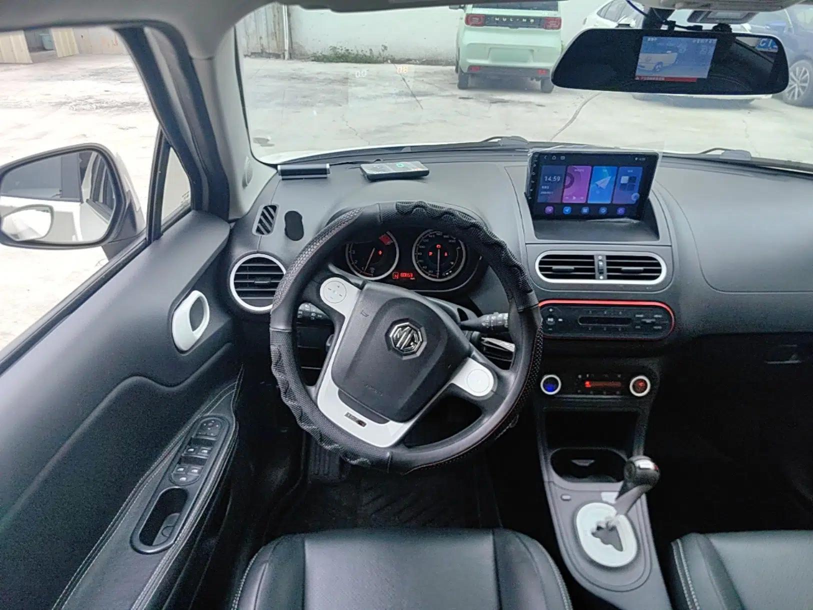 MG 3SW 2015 1.5L AMT Elite Model — миниатюра 17