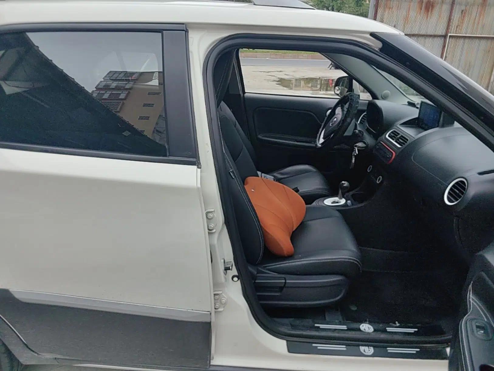MG 3SW 2015 1.5L AMT Elite Model — миниатюра 24