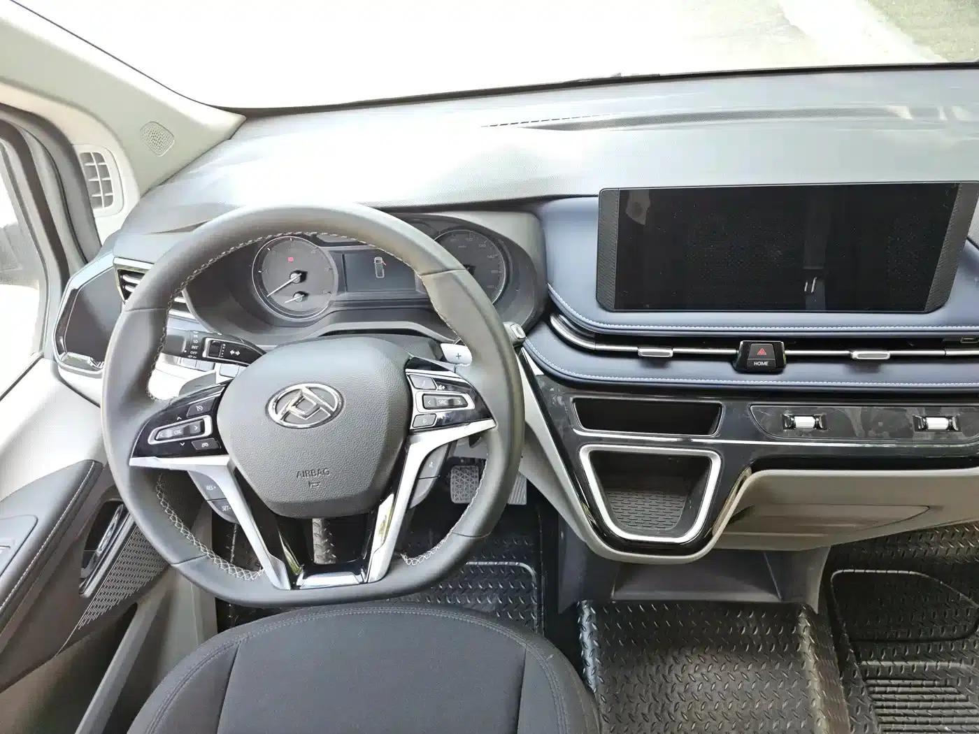 Xintu V70 2023 2.0T Elite Edition Automatic Long Wheelbase Mid-Roof 6/7 Seats — миниатюра 11