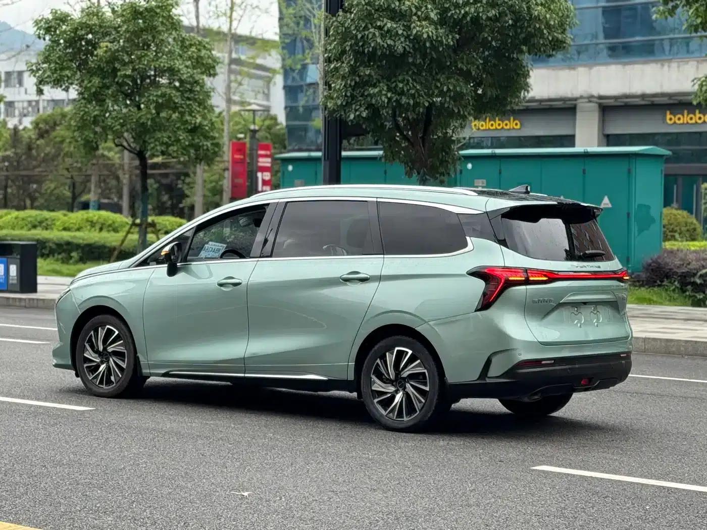 Fengxing Yacht 2022 1.5T DCT Wave Chaser Edition — миниатюра 5