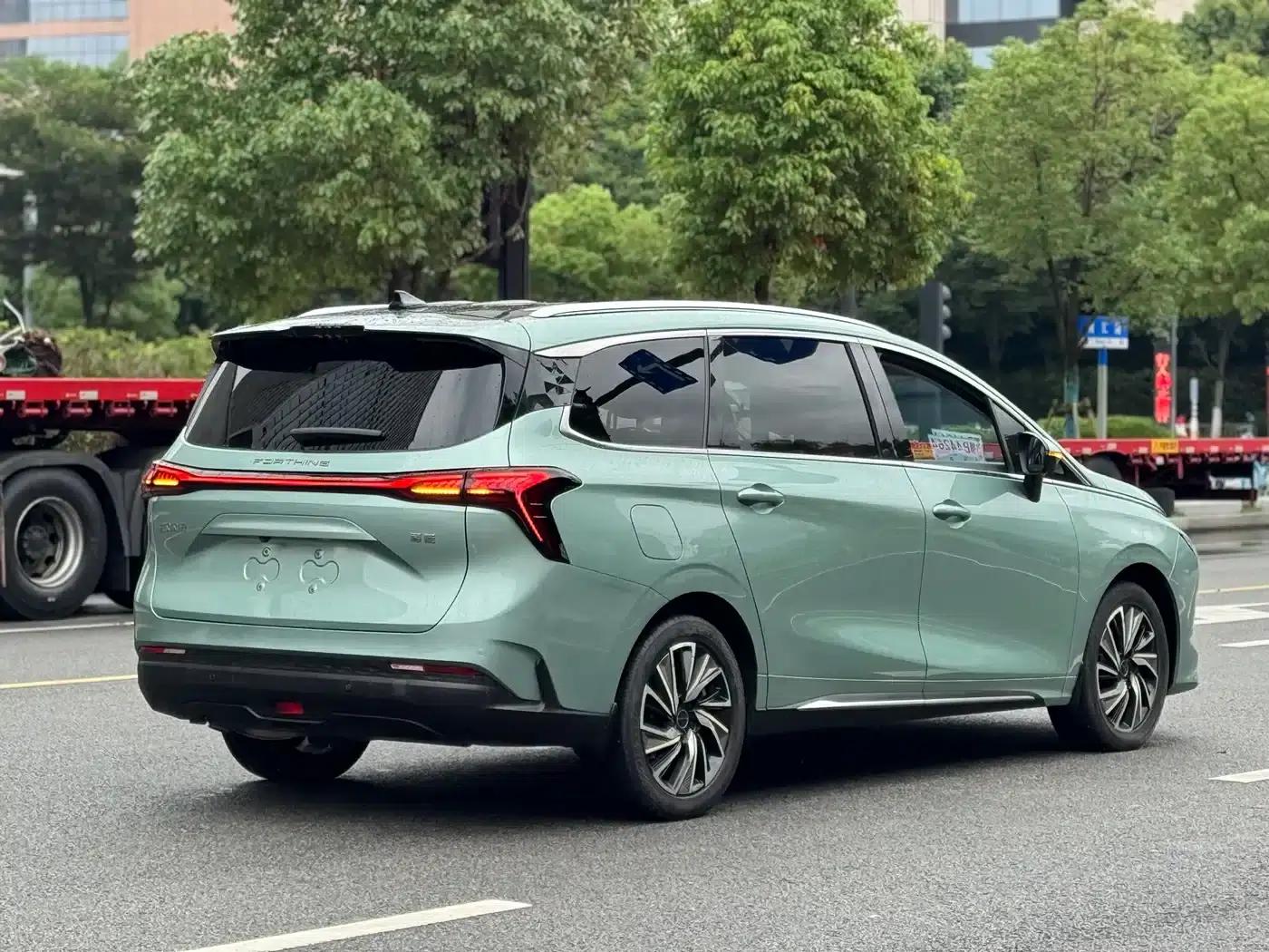 Fengxing Yacht 2022 1.5T DCT Wave Chaser Edition — миниатюра 7