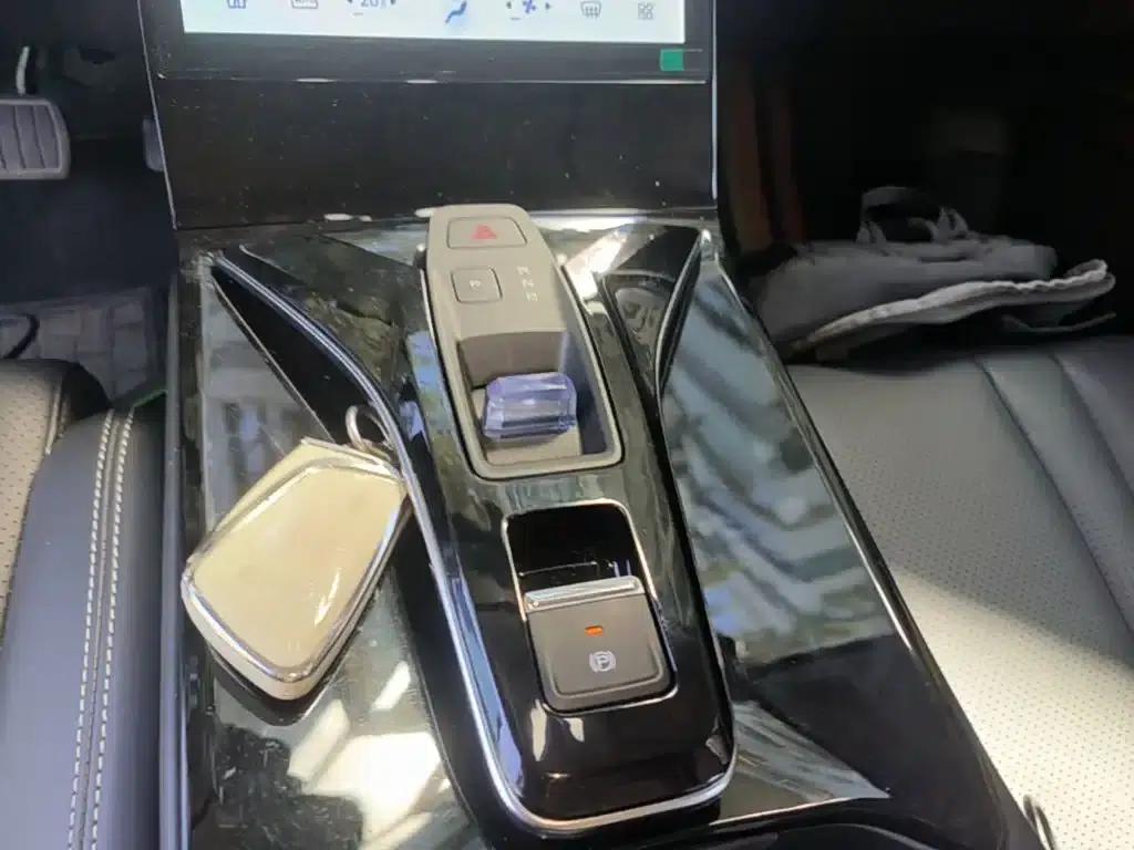 Haohan 2023 DH-i 1.5T Luxury Edition — миниатюра 14