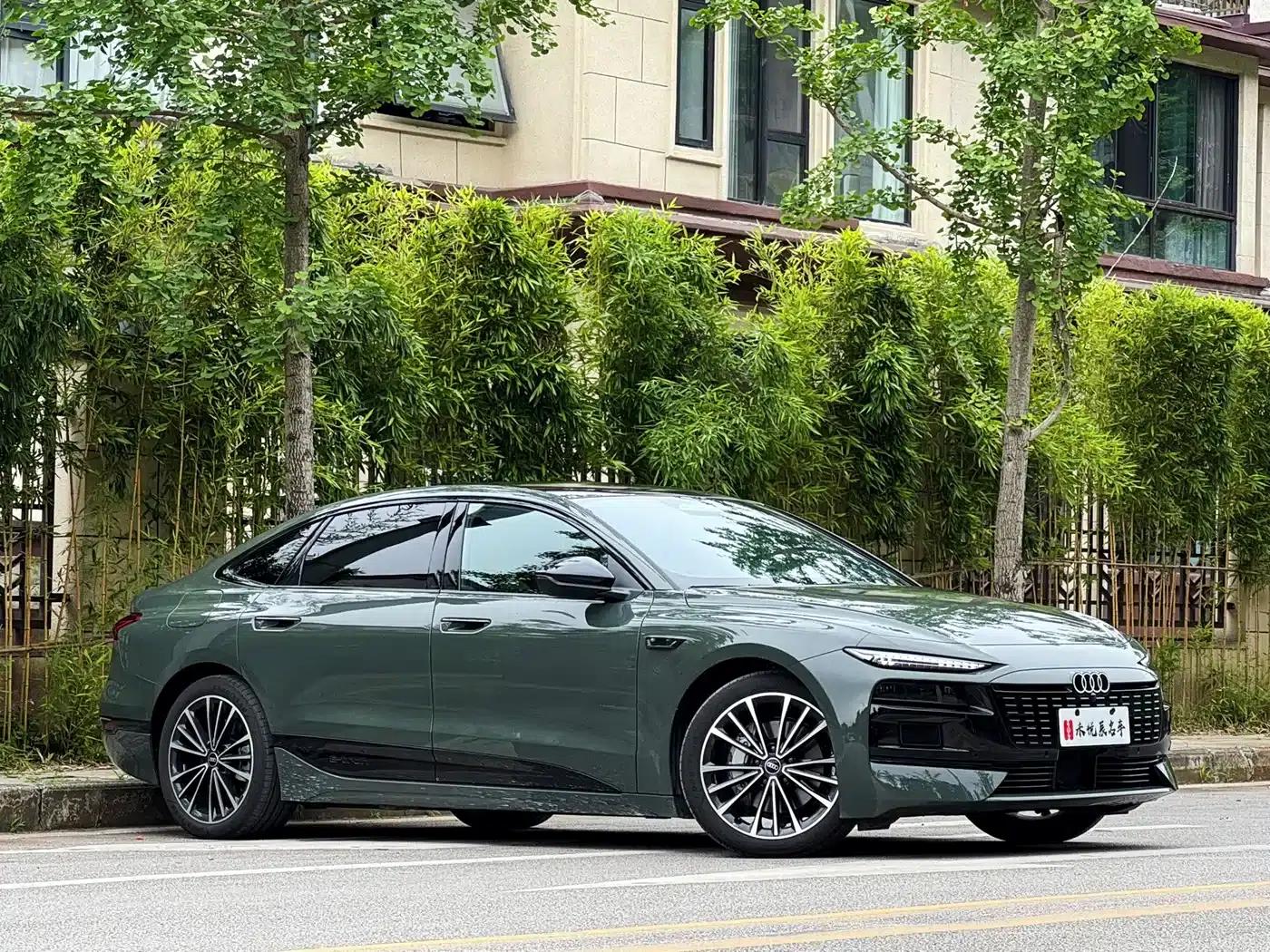 Audi A6L e-tron 2026 First Edition Qiankun Intelligent Driving Edition — миниатюра 3