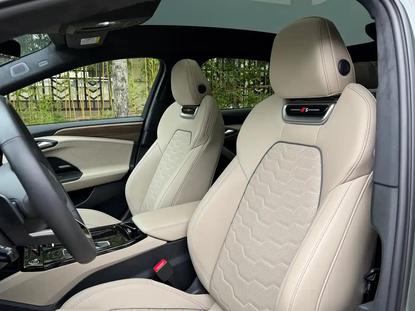 Audi A6L e-tron 2026 First Edition Qiankun Intelligent Driving Edition — миниатюра 5