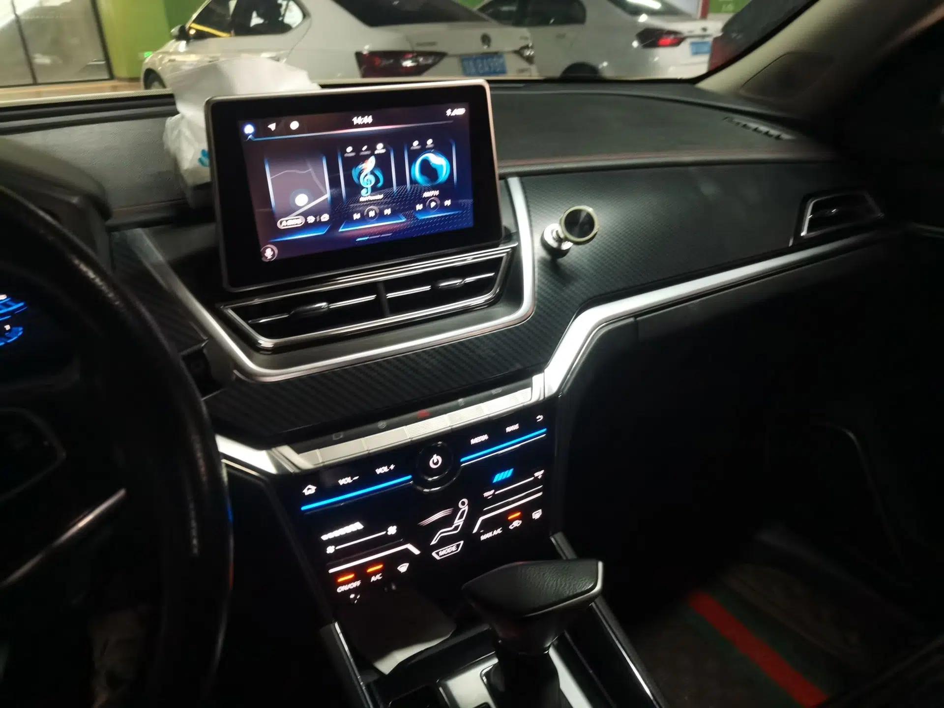 Venucia T60 2020 1.6L CVT Smart Drive Version China VI Standard — миниатюра 13
