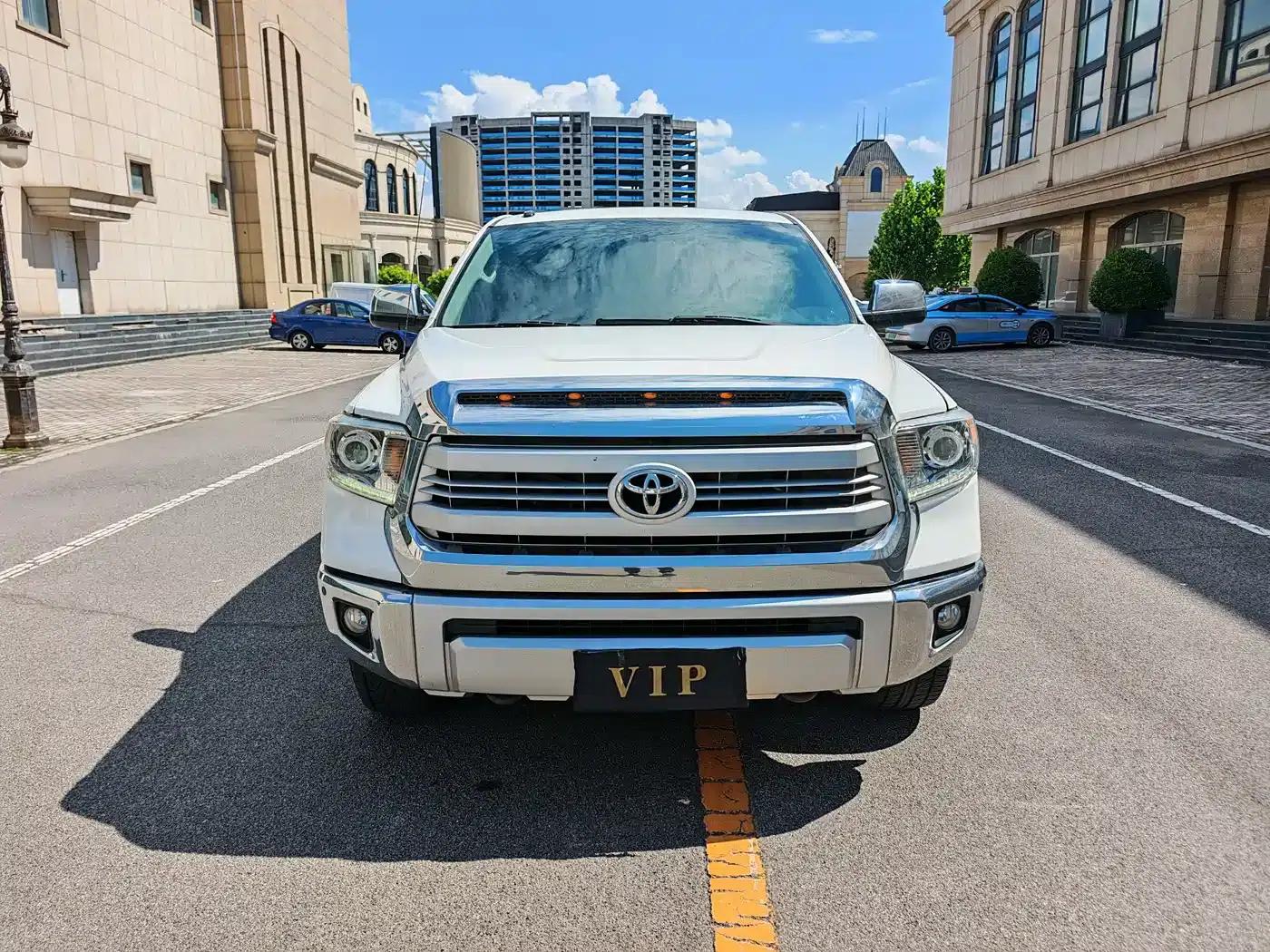 2014 Tundra 5.7L 1794 Edition — миниатюра 2