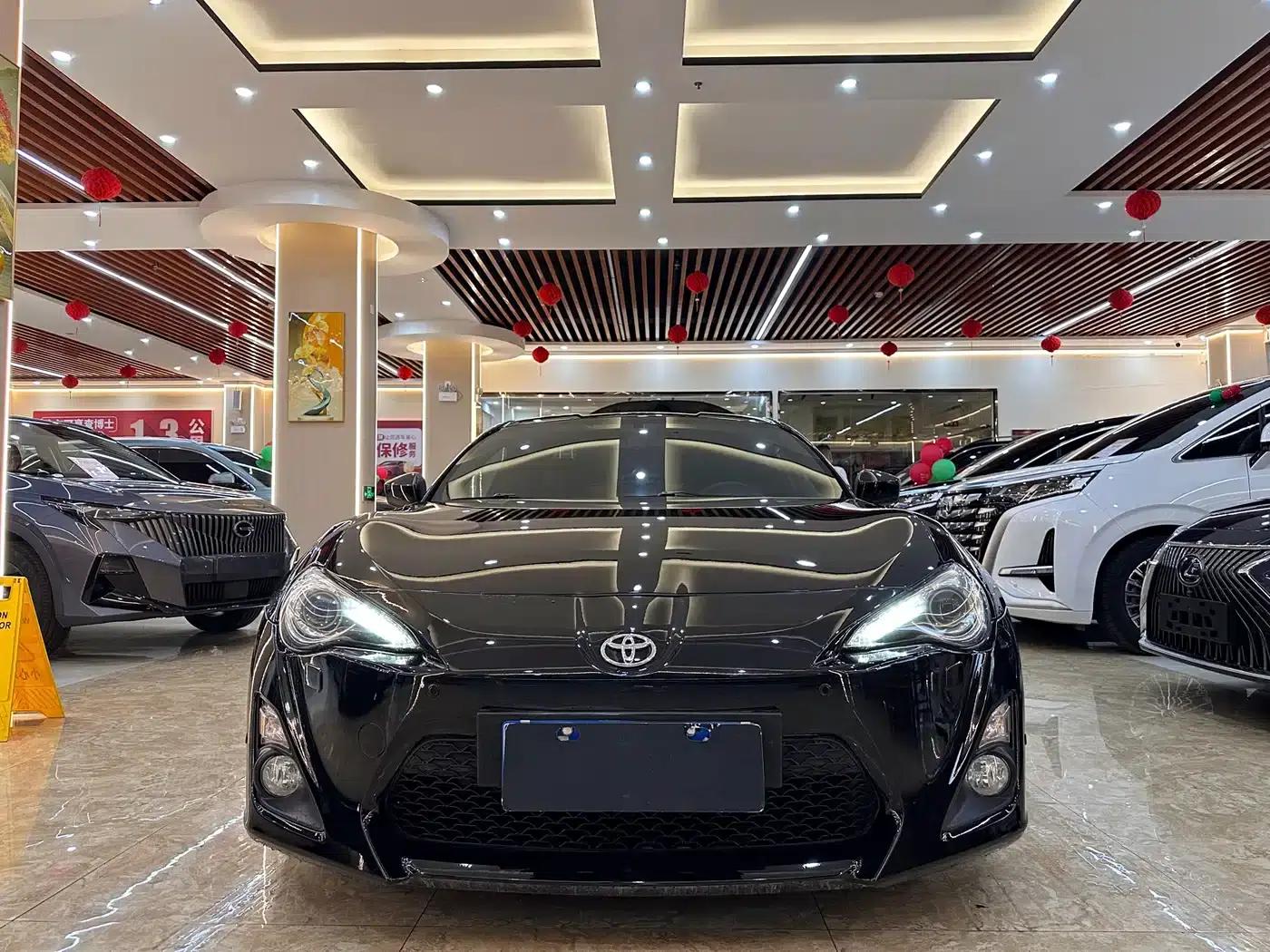 Toyota 86 2014 2.0L Automatic Luxury — миниатюра 2