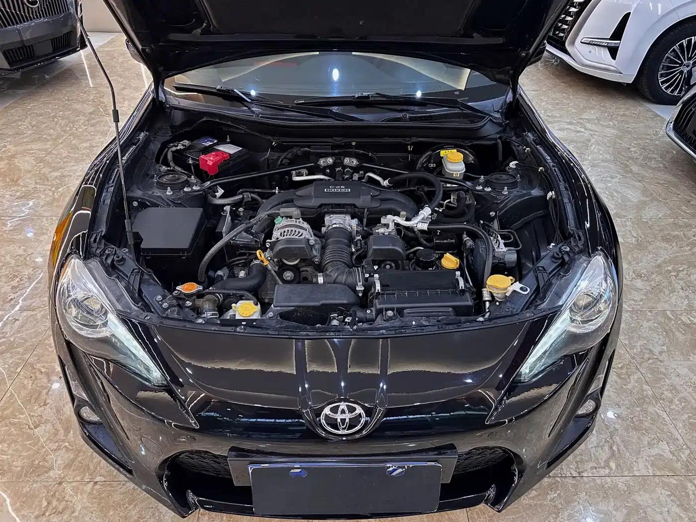 Toyota 86 2014 2.0L Automatic Luxury — миниатюра 14
