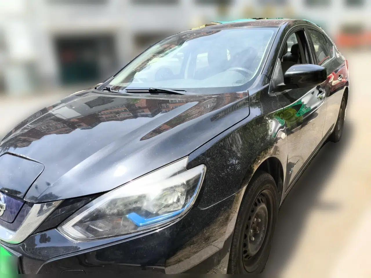 Nissan Sylphy EV 2018 Smart Edition — миниатюра 1
