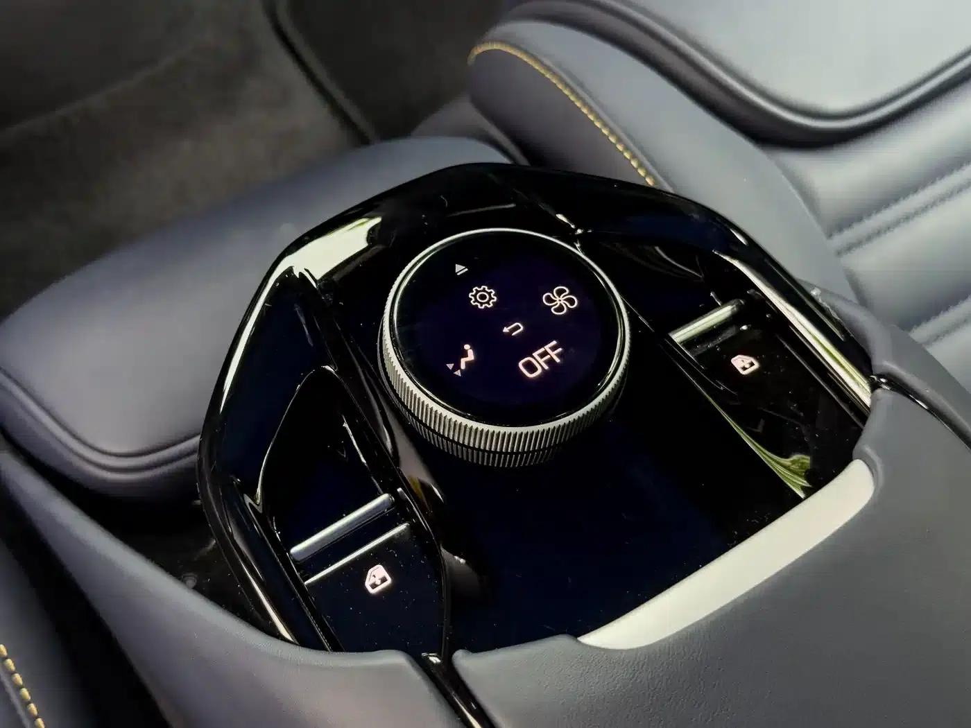 2023 Purosangue 6.5L V12 — миниатюра 17