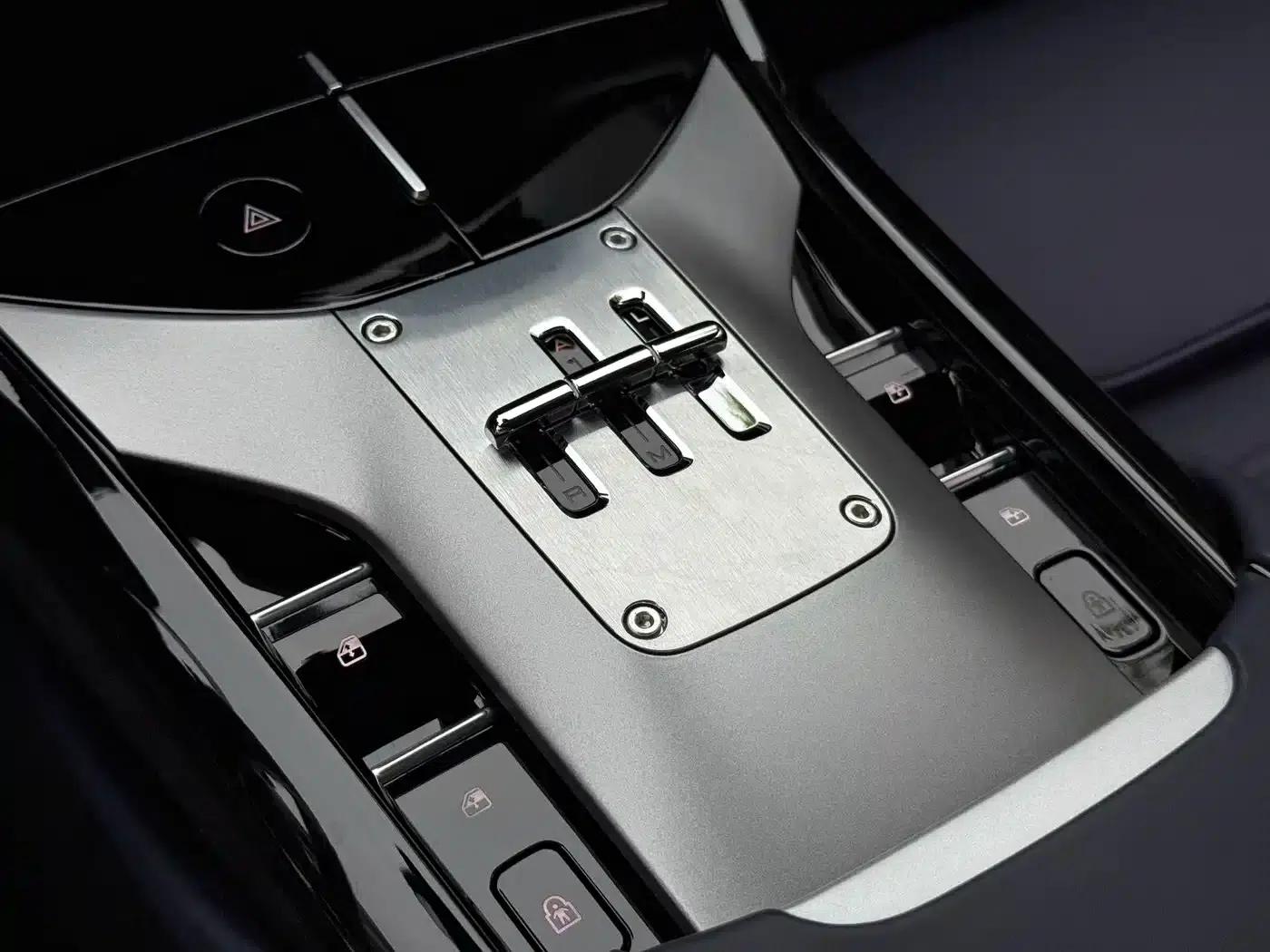 2023 Purosangue 6.5L V12 — миниатюра 9