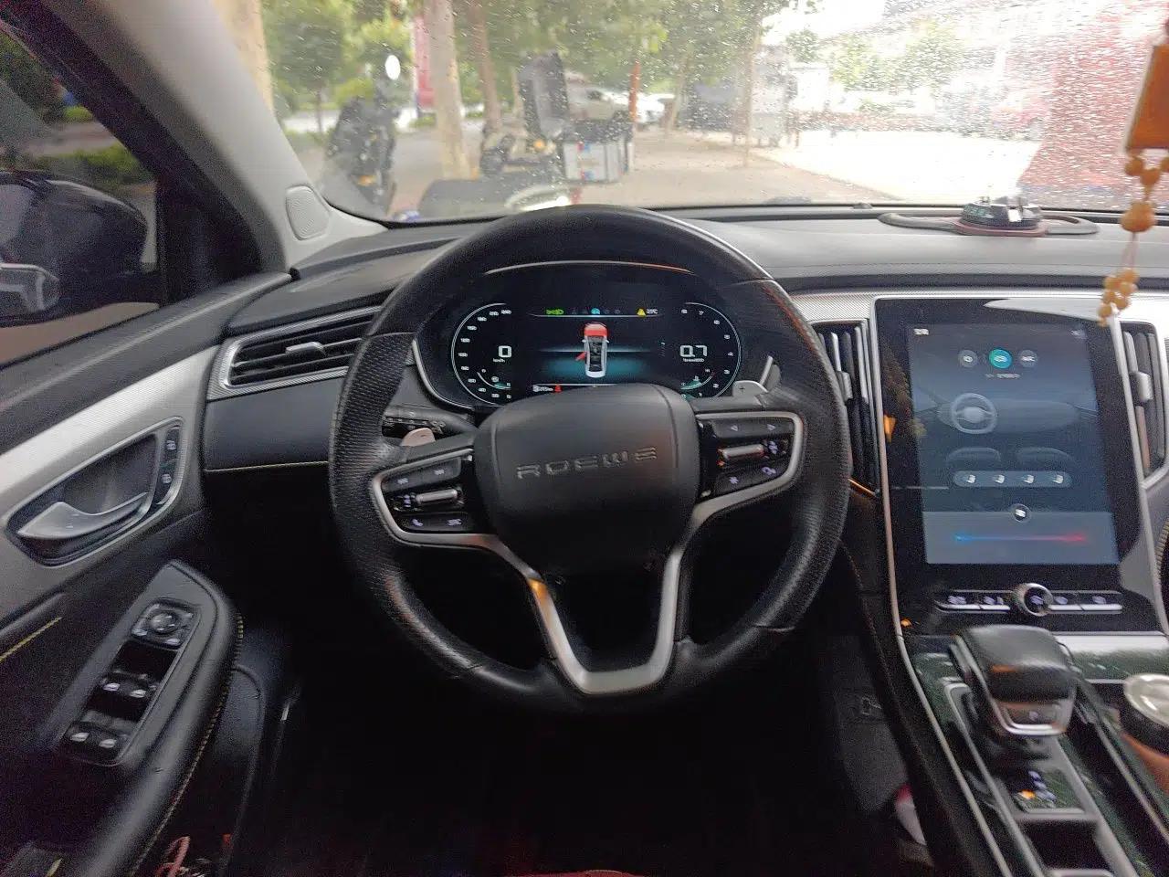 Roewe i6 MAX 2020 300TGI Automatic "Swell Cool Smart Drive" Edition — миниатюра 10