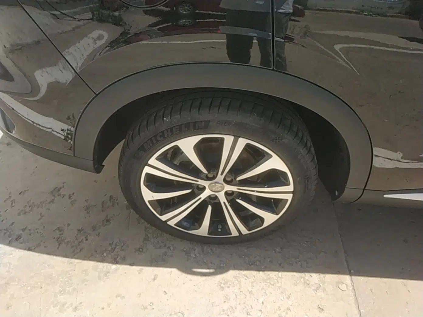 Roewe RX5 eMAX 2020 500 PHEV Smart Cabin Flagship Edition — миниатюра 11