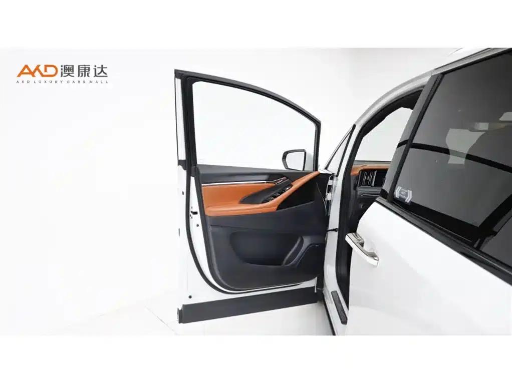 Trumpchi Aspiration M8/2.0T/2025/Qiankun Series Ultra First Class — миниатюра 11