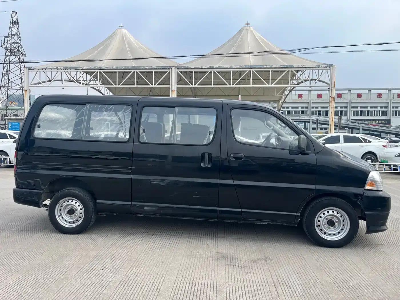 Grace 2016 2.0L Express Standard Edition — миниатюра 3