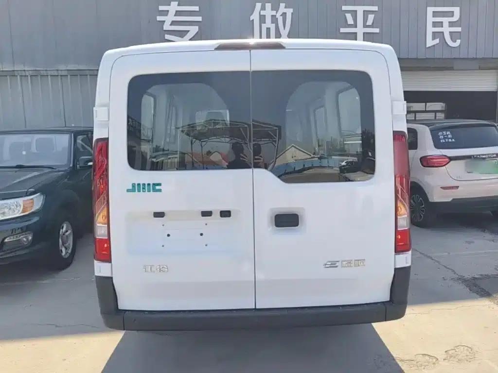 E-Fushun 2025 Model, Window Version, 41.86kWh, Short Wheelbase, Low Roof — миниатюра 6
